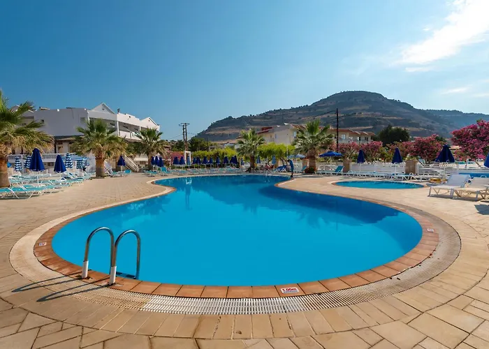 Elvita 2* كوتاري