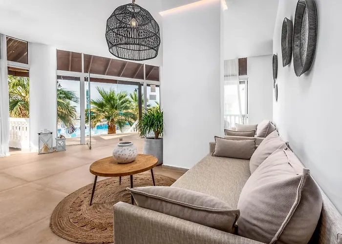 Elvita فندق كوتاري