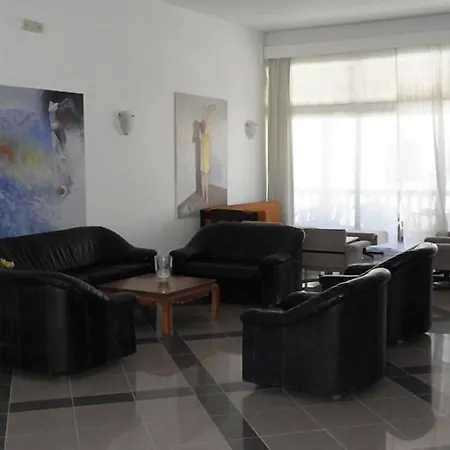 Elvita Hotel