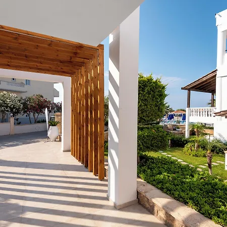 Elvita Hotel