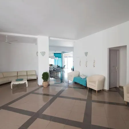 Elvita Hotel